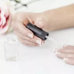 Ulla Edsköld Ramstedt Extendable Nail Polish Brush