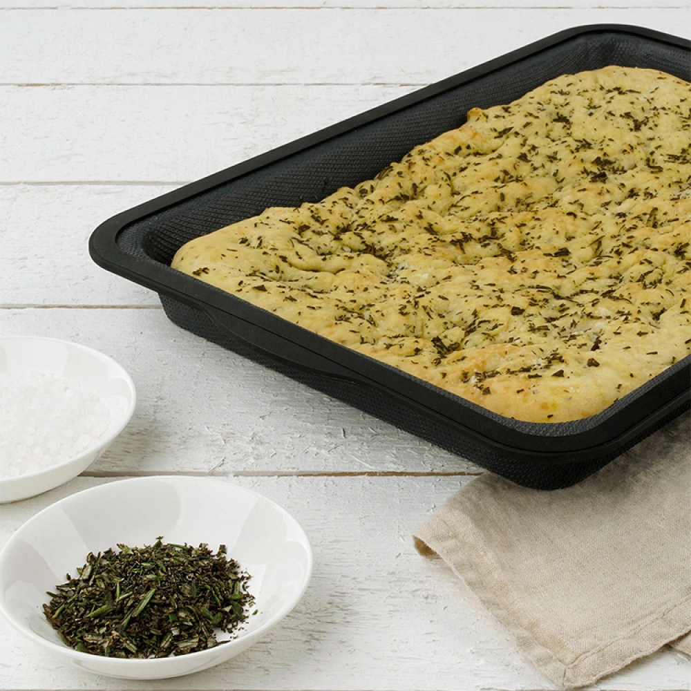 Silicone Oven Tin - Image 3