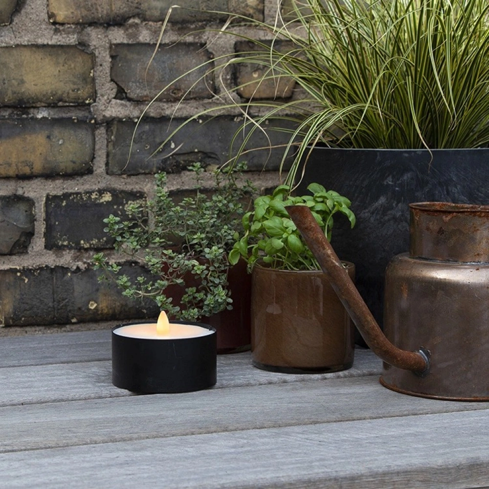 Battery-Powered Garden Candle - Image 7