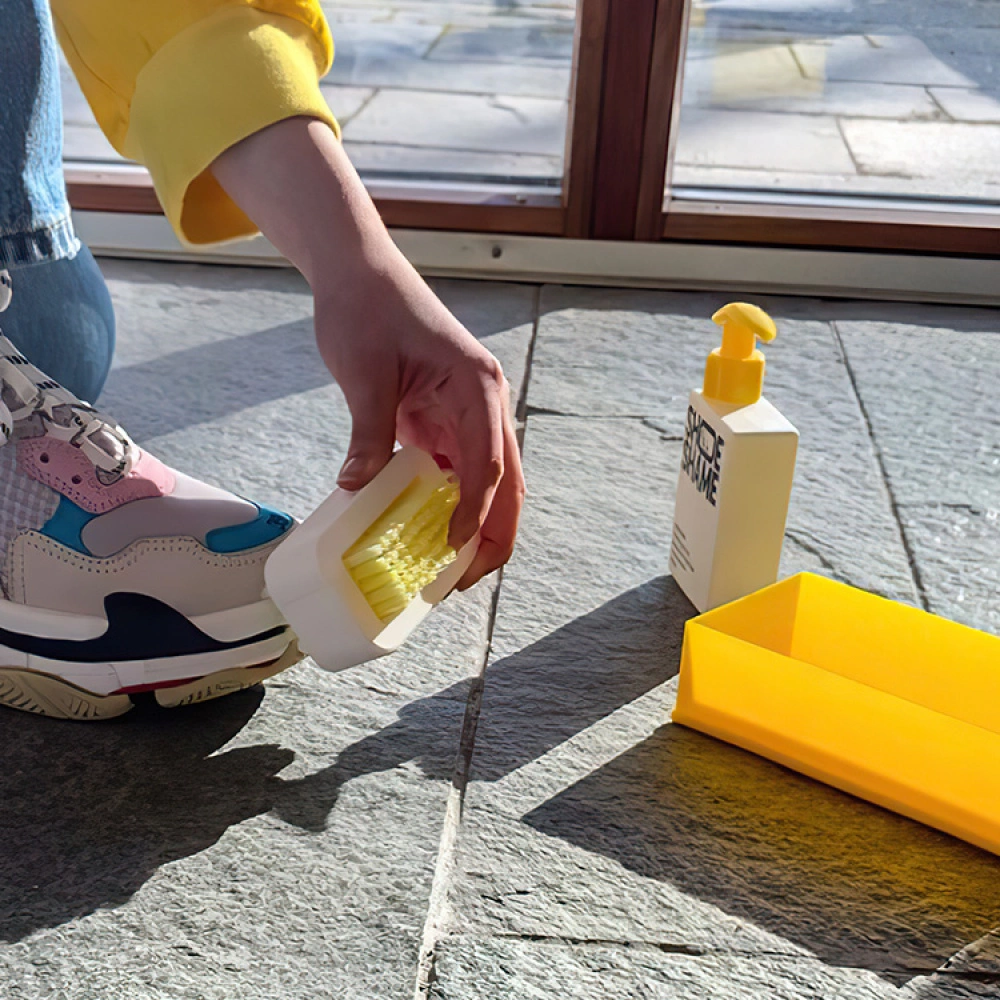 Cleaning Kit For Trainers - Image 2