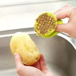 LetsGO Home Creative Lazy Life Kitchen Gadgets Daily Necessities Small Fruit And Vegetable Scrub Brush Cleaning Appliance Yellow About 7.2*3.5cm - -